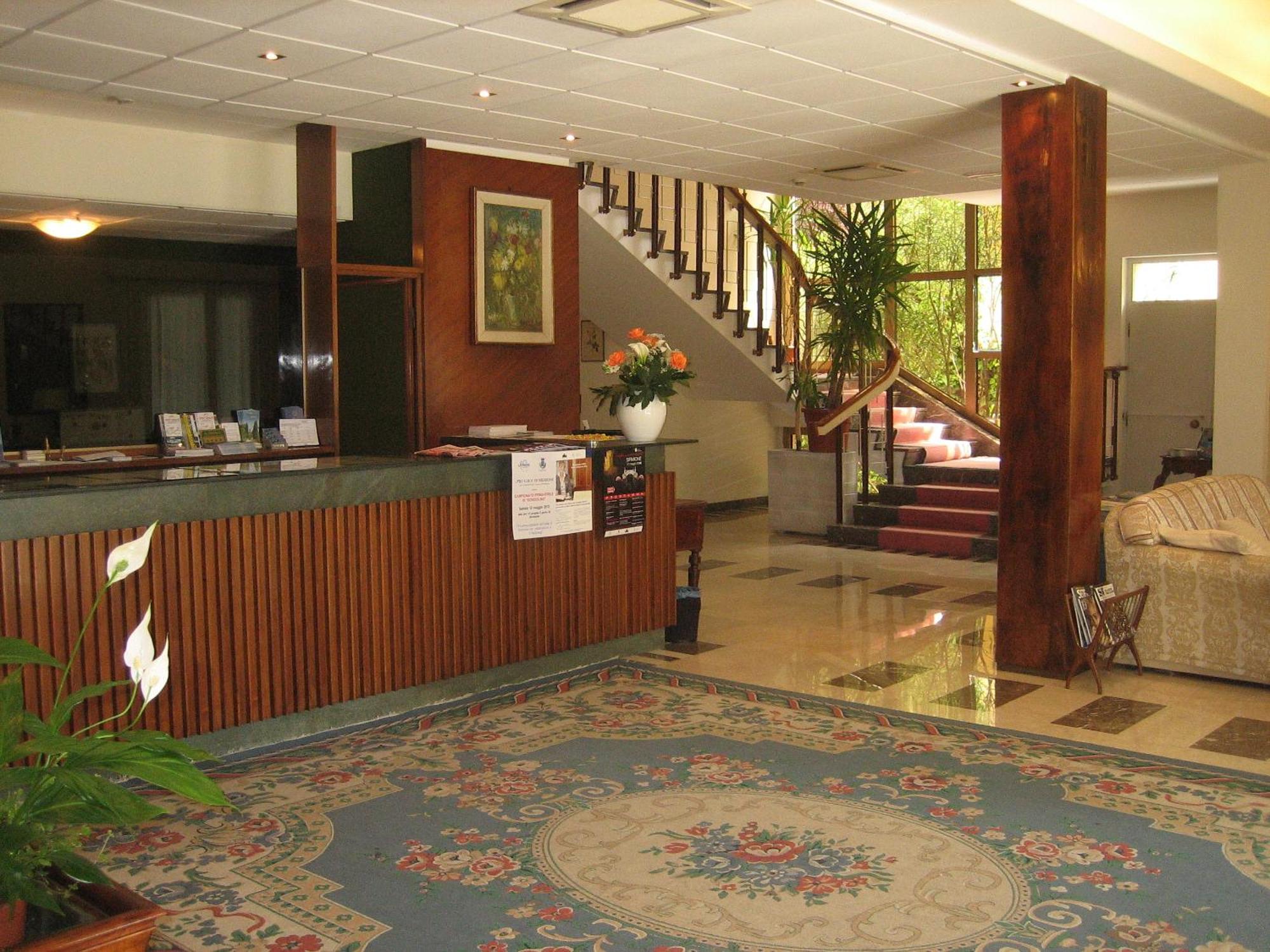 Hotel Broglia Sirmione Exteriér fotografie