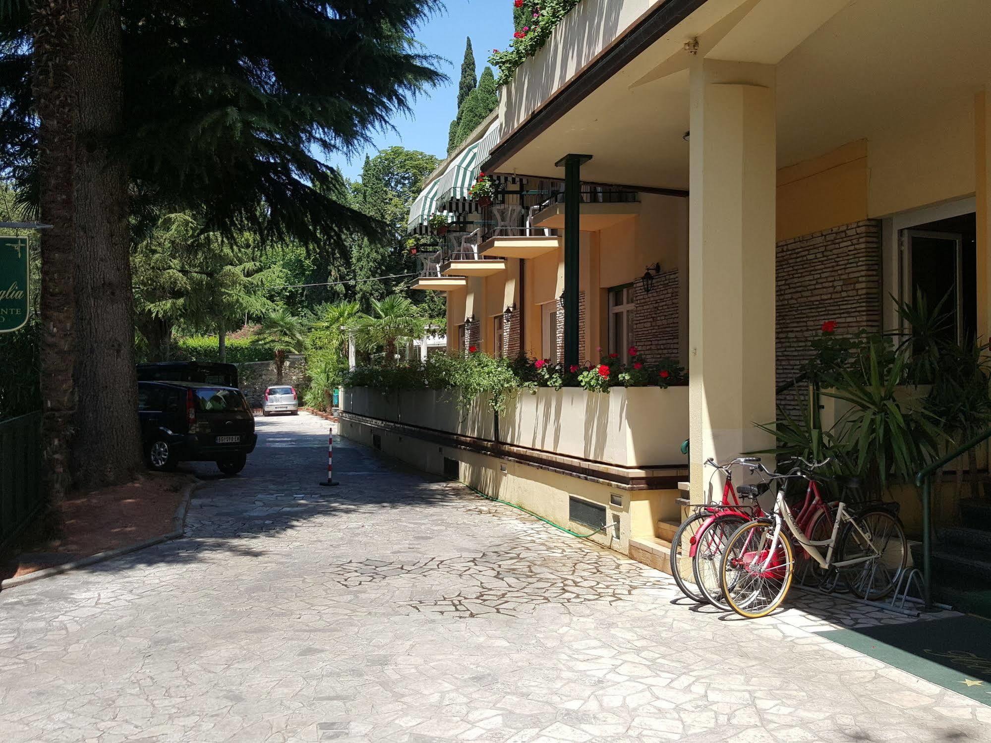 Hotel Broglia Sirmione Exteriér fotografie